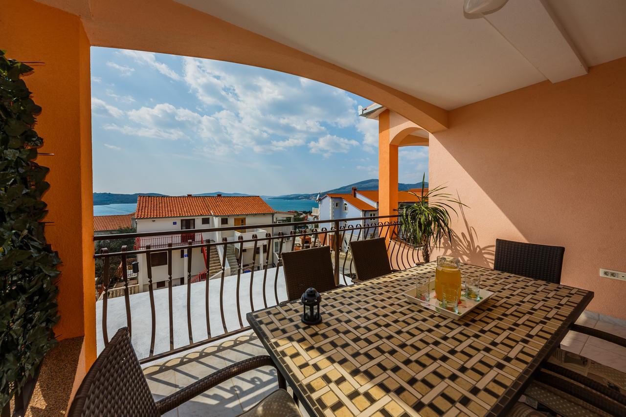 Villa Nora Trogir Extérieur photo